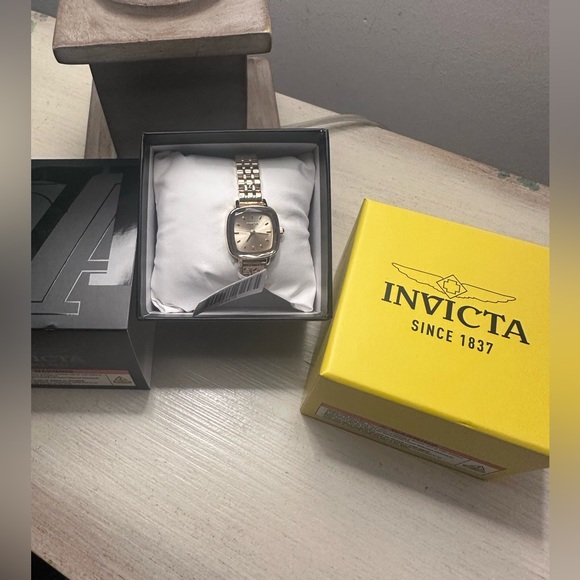 Invicta Wildflower Women's Watch - 23mm, Gold - Picture 3 of 4